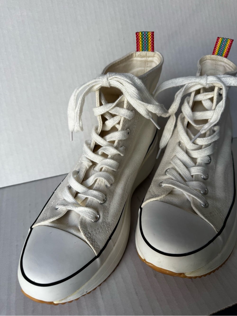 Madden Girl Winnona White Canvas High Top Platform Sneaker Women's Size 10 Y2K